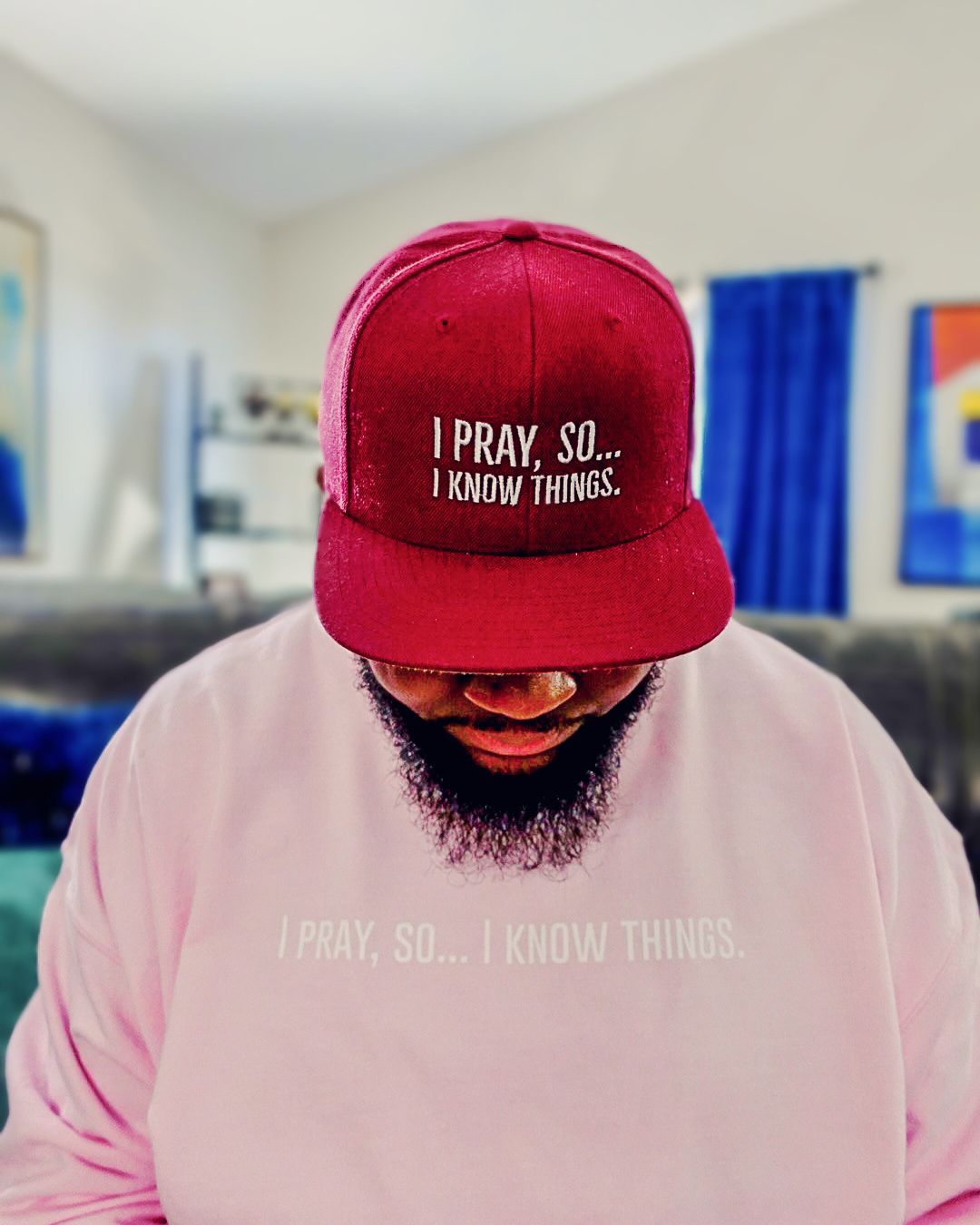 I Pray snapback in maroon